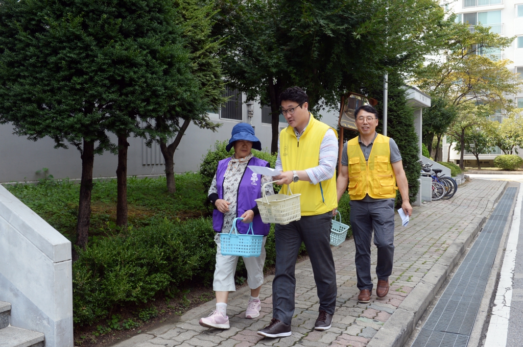 오산시의회의원자원봉사(사랑의도시락만들기및배달활동)_(8).JPG 이미지