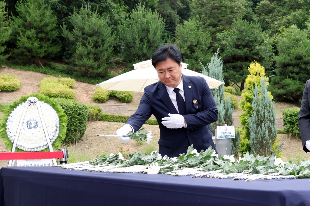 제76주년_유엔군초전기념_및_미_스미스부대_전물장병_추도식_(2).JPG 이미지