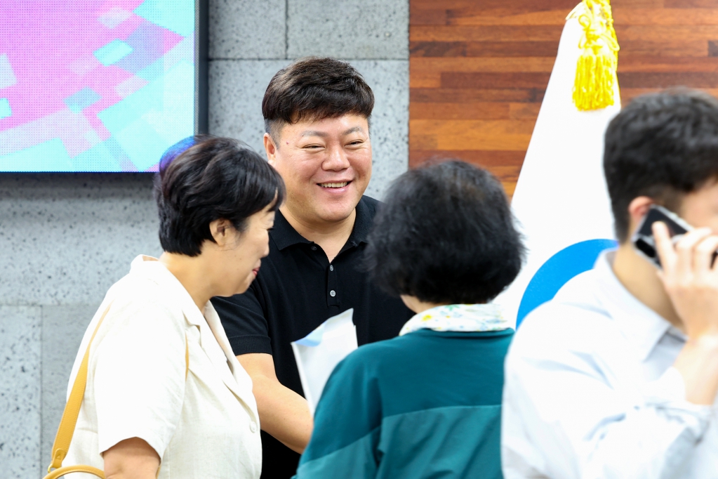 민주평통_3분기_정기회의_및_자문위원_위촉장_전수식_(2).JPG 이미지