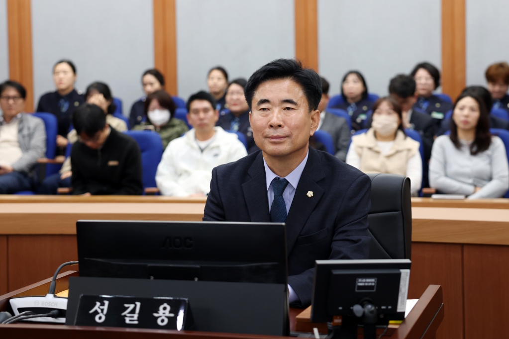 제301회임시회제1차본회의_(3).JPG 이미지