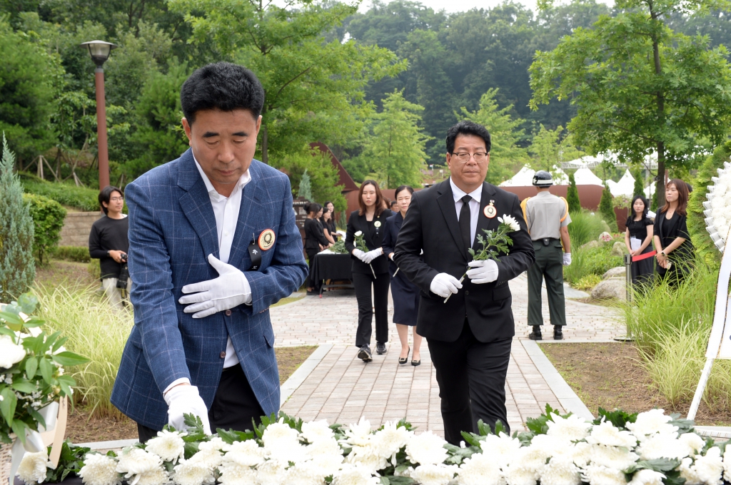 유엔군초전기념및스미스부대전몰장병추도식_(11).JPG 이미지