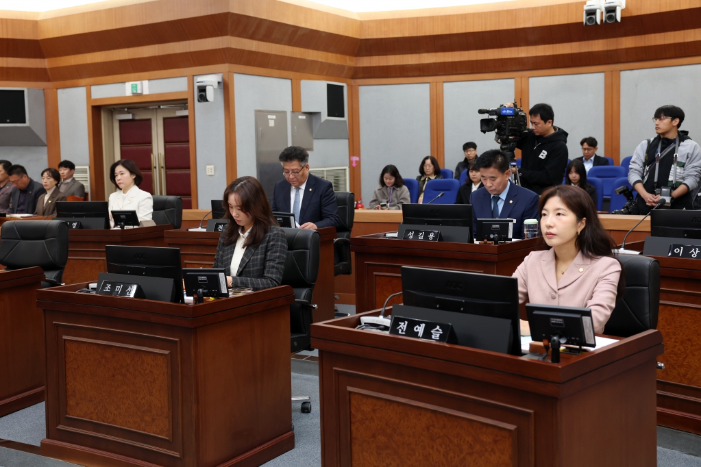 제289회제2차정례회제1차본회의_(3).JPG 이미지