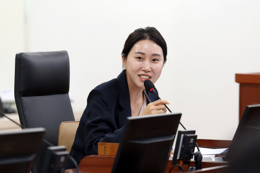 제306회오산시의회(임시회)조례심사특별위원회_(7).JPG 이미지
