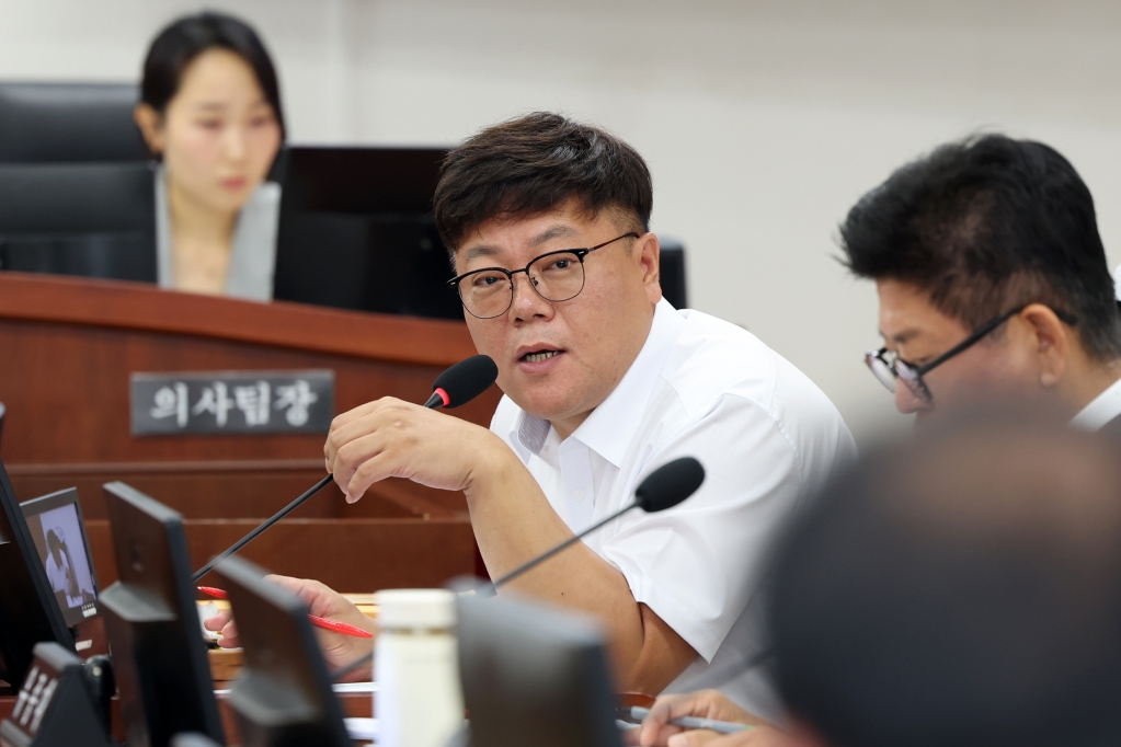 제304회오산시의회(임시회)시정업무보고_(5).JPG 이미지